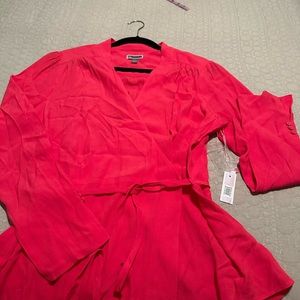 New w/tags, Chelsea 28 wrap shirt w/button details @sleeve, in Pink Polish. Sz L